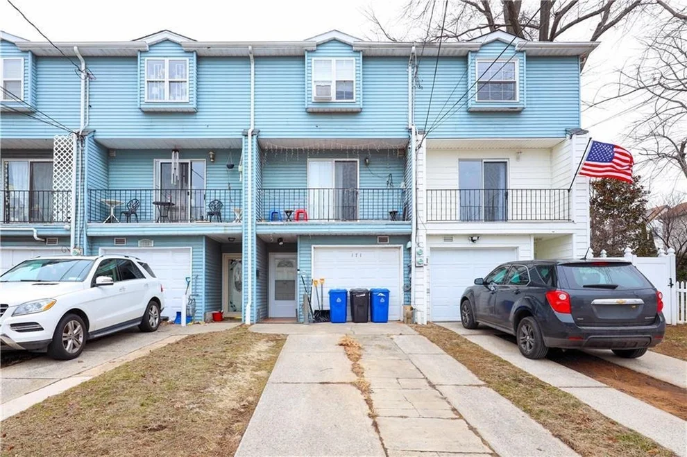 Unit for sale at 171 Maryland Avenue, New York, NY 10305
