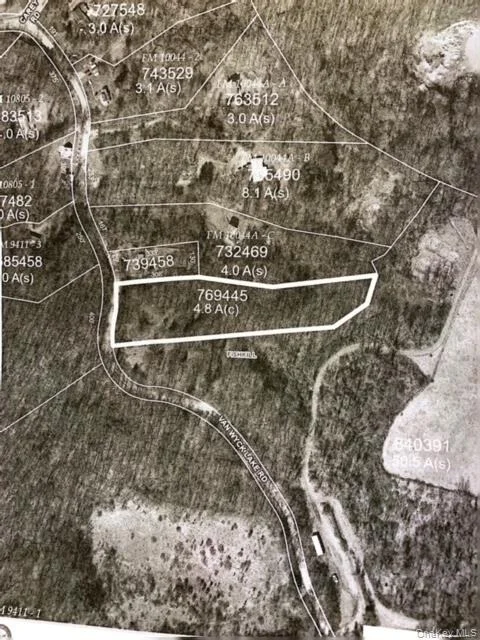 Unit for sale at 301 Van Wyck Lake Road, Fishkill, NY 12524