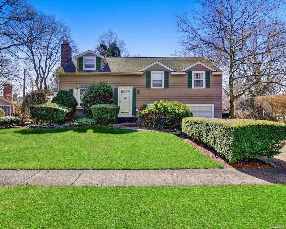 Unit for sale at 100 Brook Street, Hempstead, NY 11530