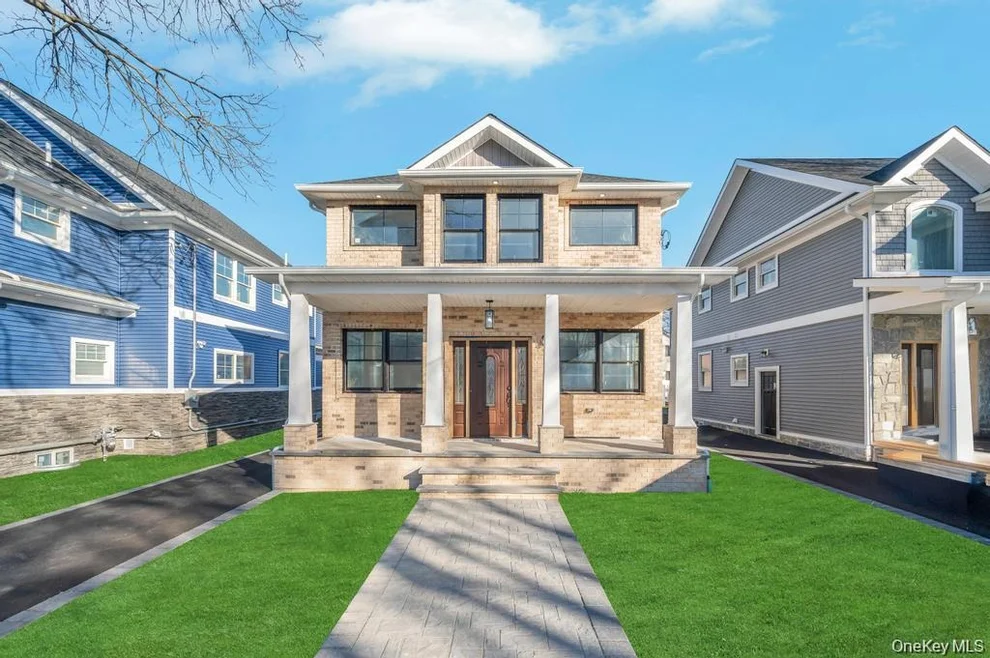 Unit for sale at 143 Emerson Avenue, North Hempstead, NY 11001
