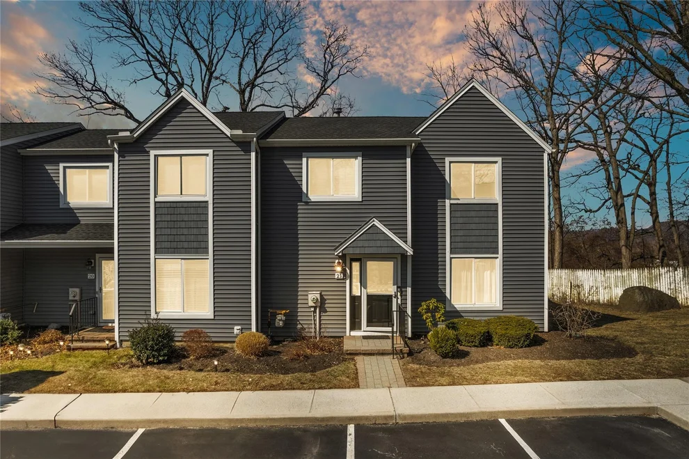 Unit for sale at 21 Hendrick Hills, Peekskill, NY 10566