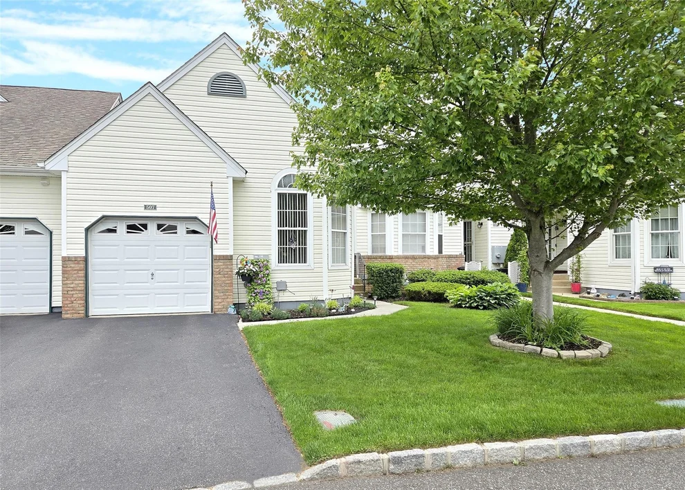 Unit for sale at 507 Constance Lane, Brookhaven, NY 11776