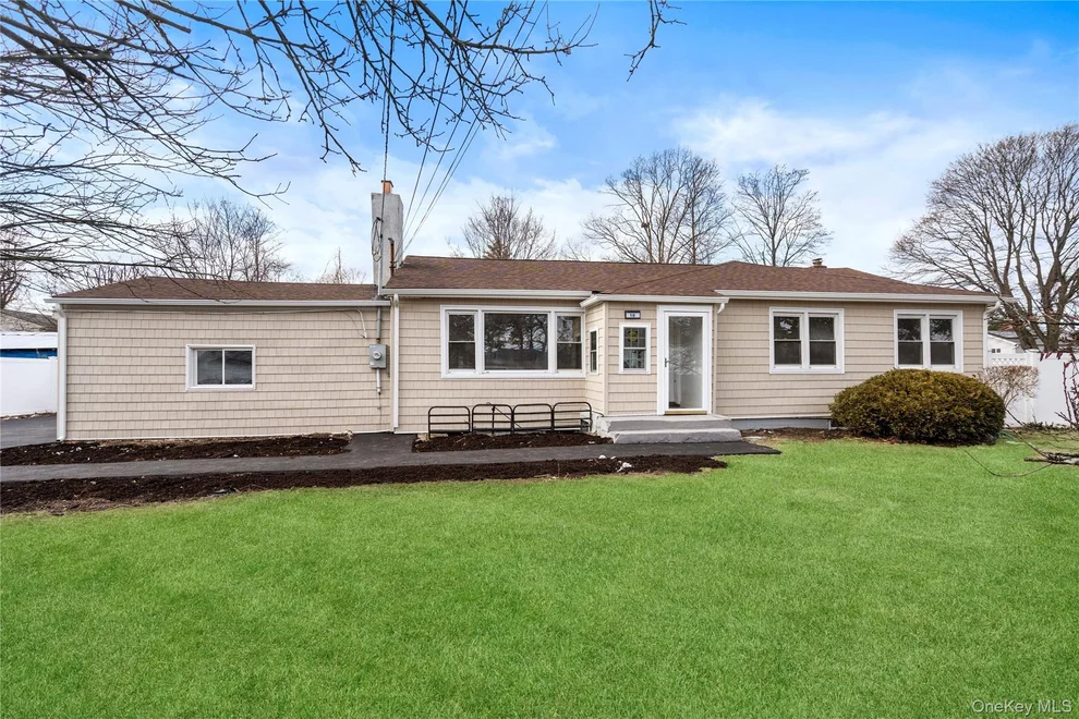 Unit for sale at 10 S 30th Street, Babylon, NY 11798