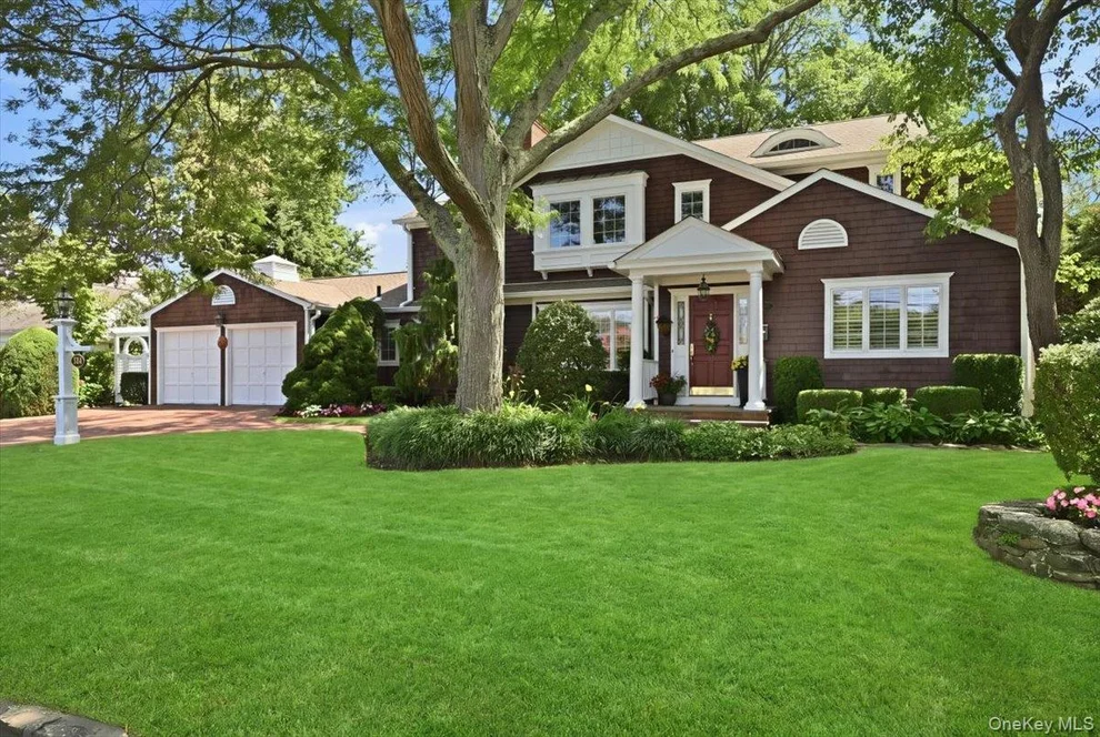 Unit for sale at 130 Fairview Road, Oyster Bay, NY 11758