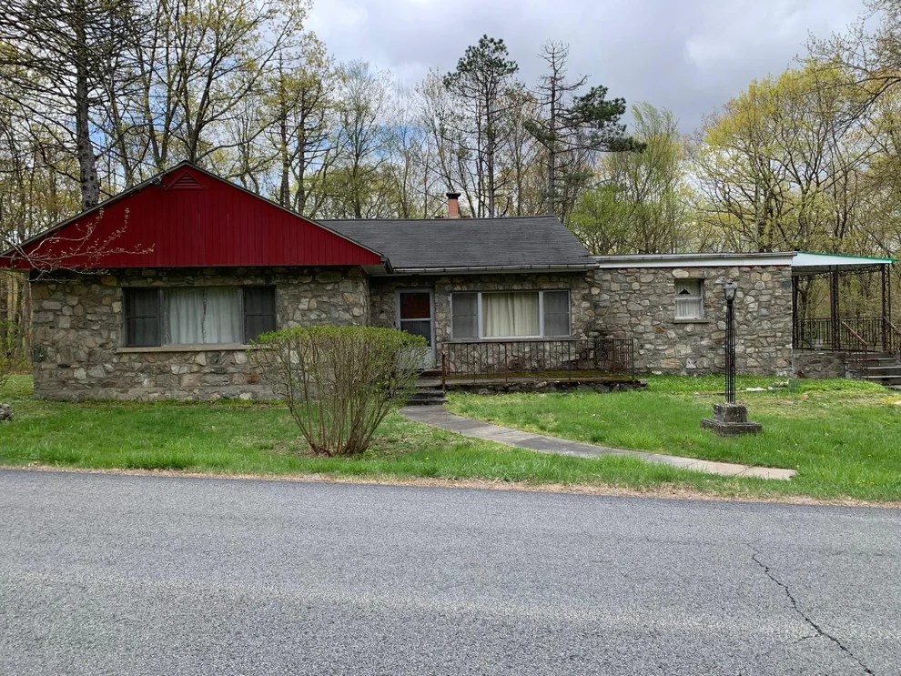 Unit for sale at 517 E Mountain Road N, Philipstown, NY 10516
