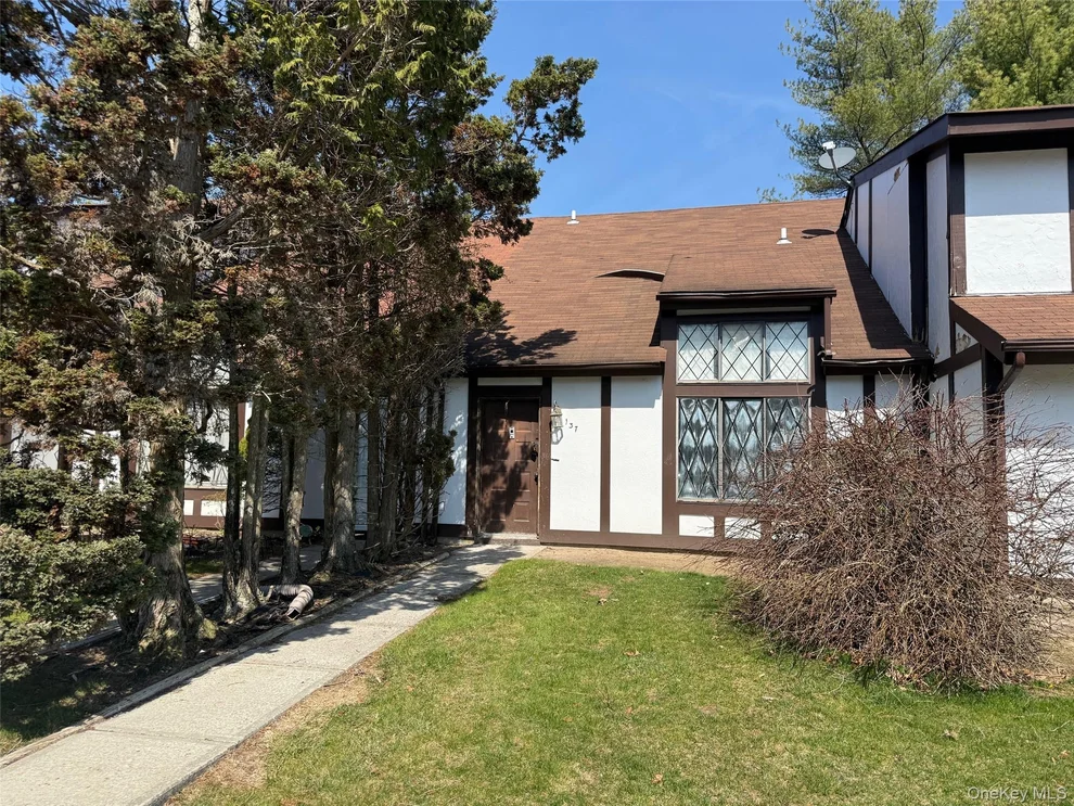 Unit for sale at 137 Fieldstone Court, Brookhaven, NY 11953