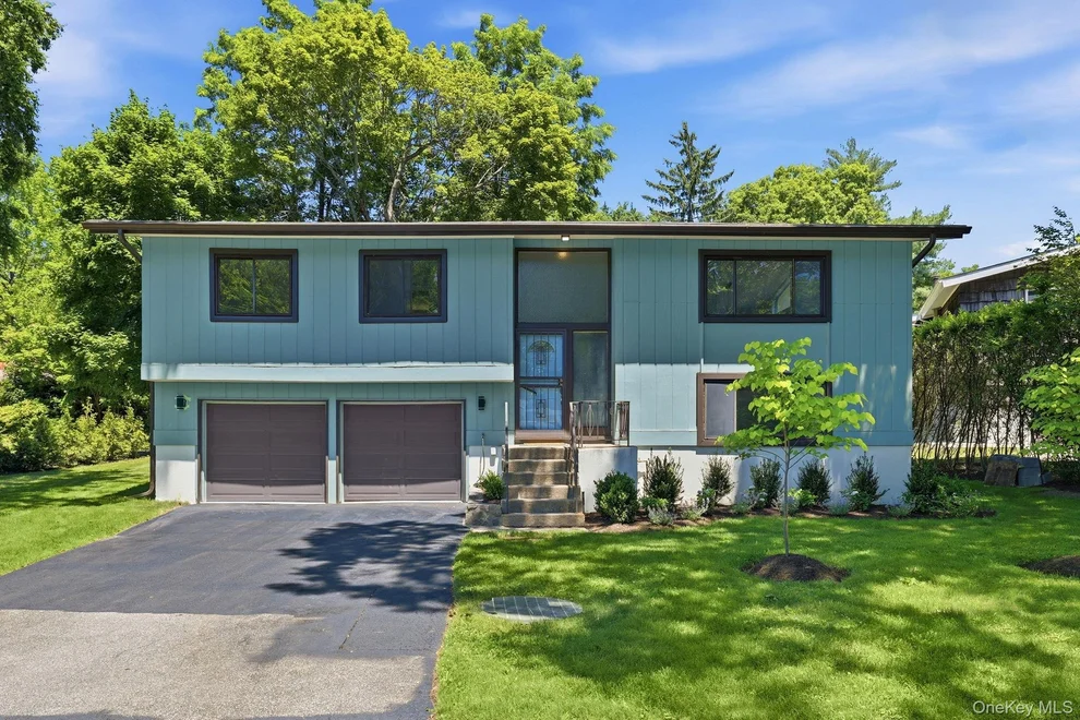 Unit for sale at 7 Brookdell Drive, Greenburgh, NY 10530