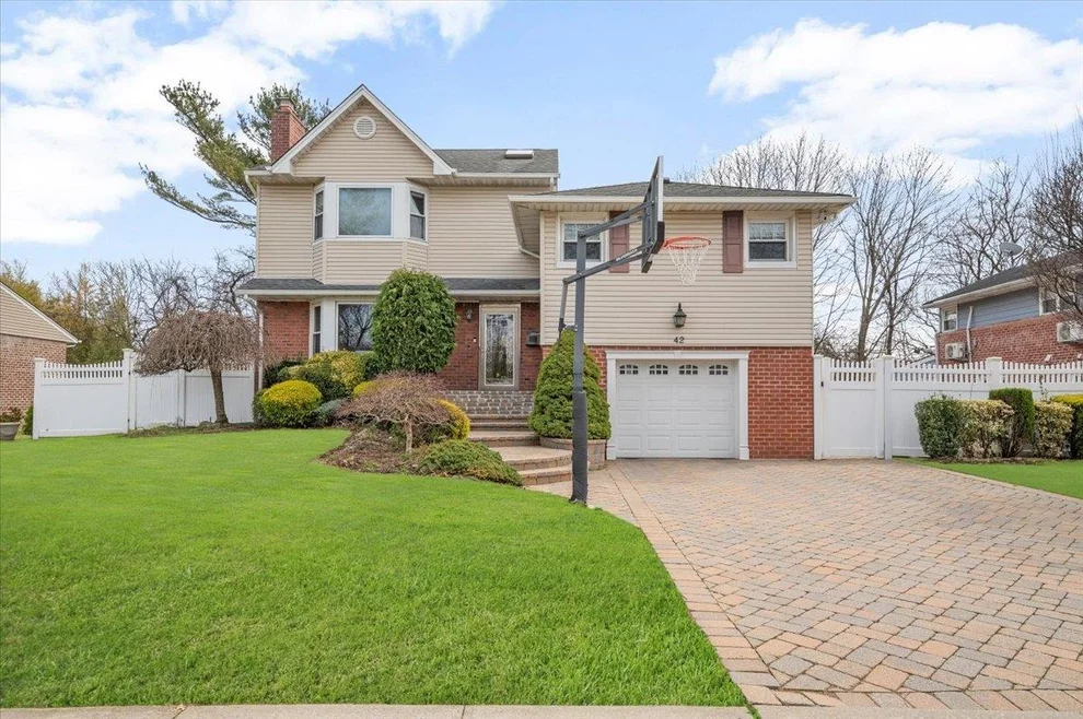Unit for sale at 42 Audrey Road, North Hempstead, NY 11590