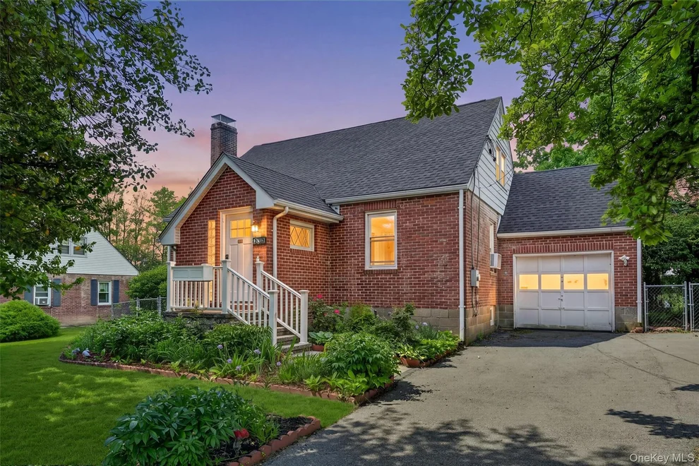 Unit for sale at 239 Leslie Avenue, New Windsor, NY 12553