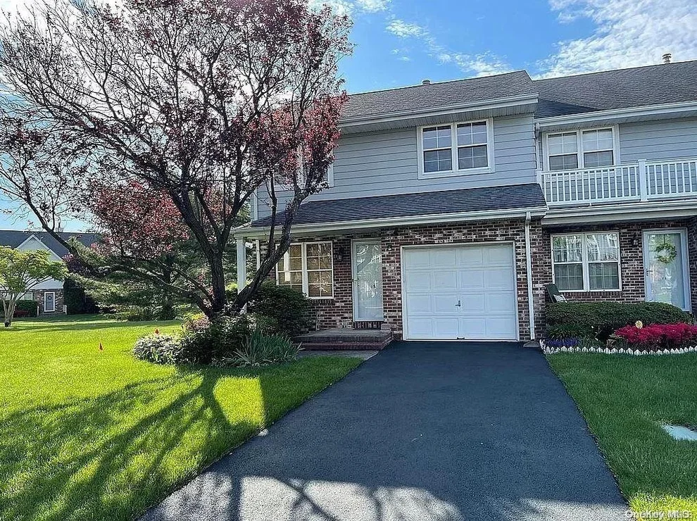 Unit for sale at 15 Broadlawn Drive, Islip, NY 11722