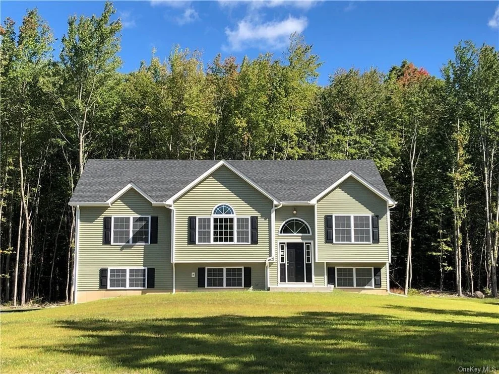 Unit for sale at 39 Bert McCord Drive, Shawangunk, NY 12566