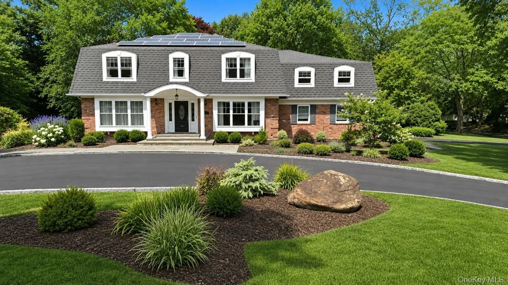 Unit for sale at 20 Longacre Drive, Huntington, NY 11743