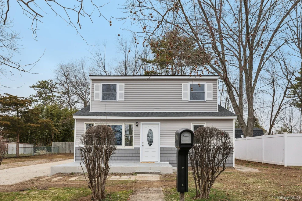 Unit for sale at 33 E Cherry Street, Islip, NY 11722
