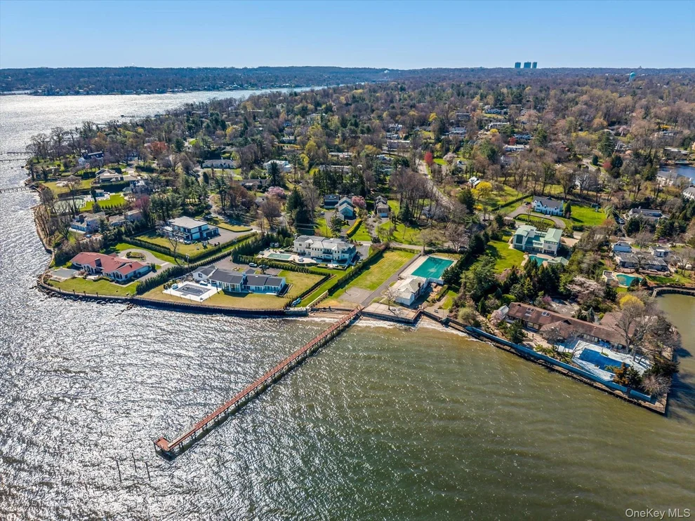 Unit for sale at 33 Harbour Road, North Hempstead, NY 11024