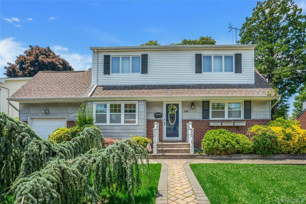 Unit for sale at 280 Van Cott Avenue, Oyster Bay, NY 11735