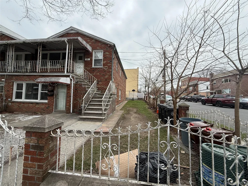 Unit for sale at 1259 Crosby Avenue, New York, NY 10461