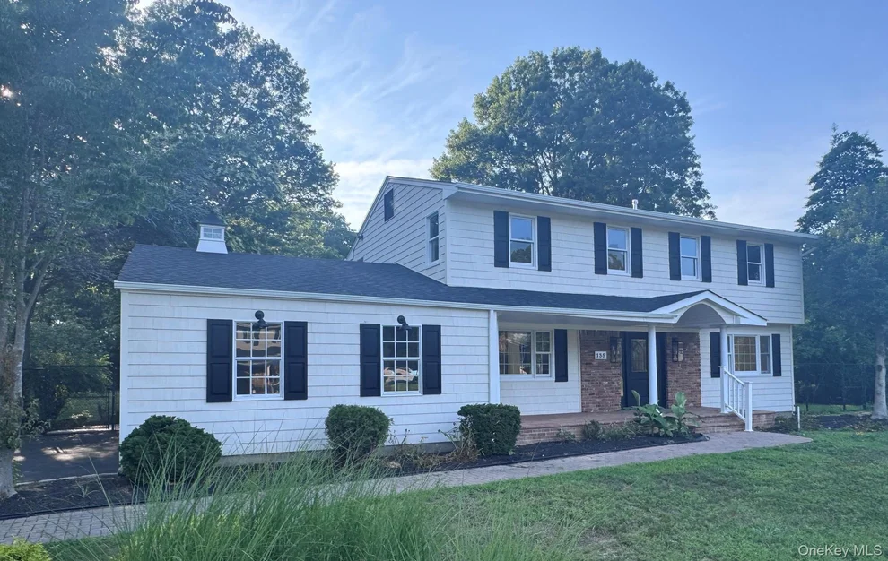 Unit for sale at 135 Church Road, Islip, NY 11739