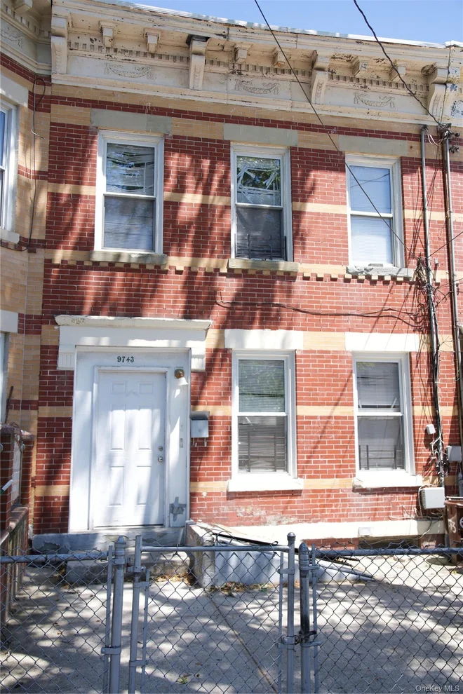 Unit for sale at 97-43 76th Street, New York, NY 11416