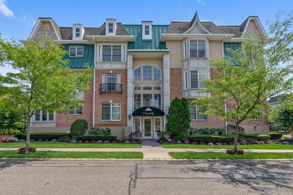Unit for sale at 348 Trotting Lane, Hempstead, NY 11590