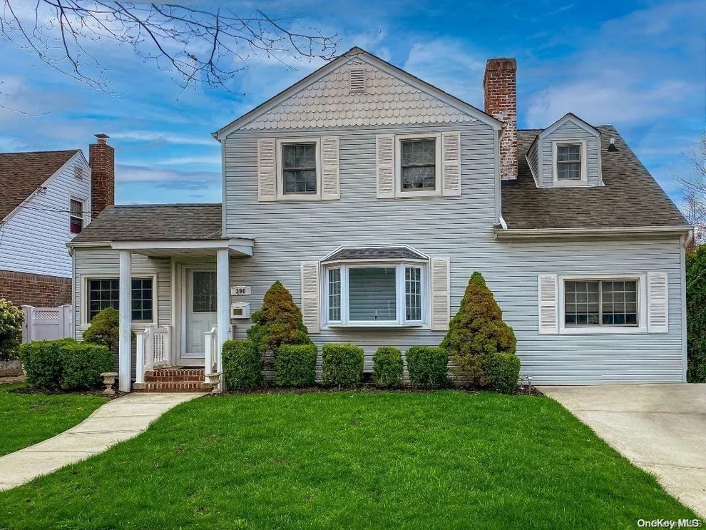 Unit for sale at 396 1st Street, North Hempstead, NY 11501