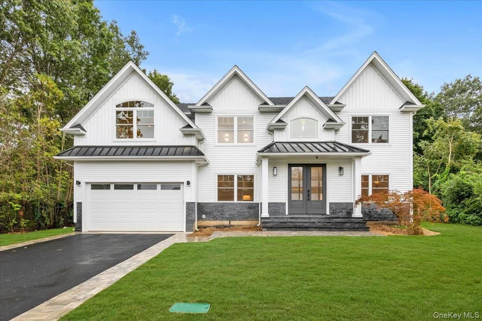 Unit for sale at 69 Calvin Avenue, Oyster Bay, NY 11791