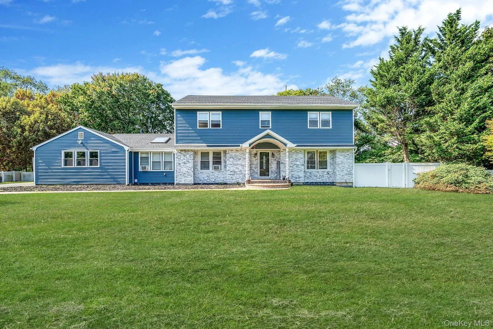 Unit for sale at 6-8 Clime Court, Smithtown, NY 11780