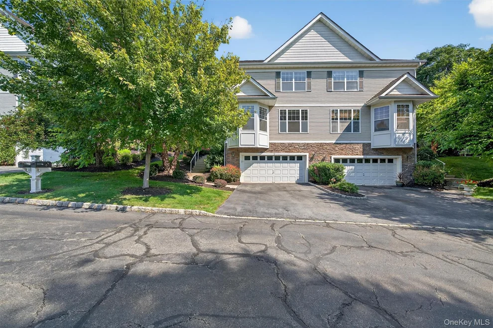 Unit for sale at 8 Green Court, Middletown, NY 10940