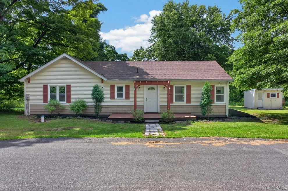 Unit for sale at 33 Warren Myer Road, Saugerties, NY 12477