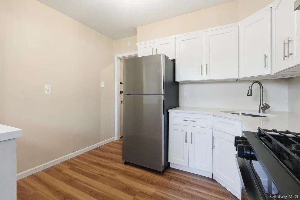 Unit for sale at 4060 Jerusalem Avenue, Hempstead, NY 11783