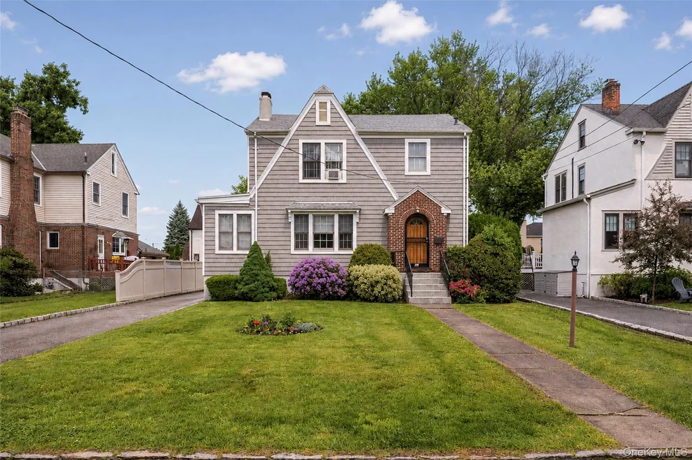 Unit for sale at 11 Summit Street, Eastchester, NY 10709