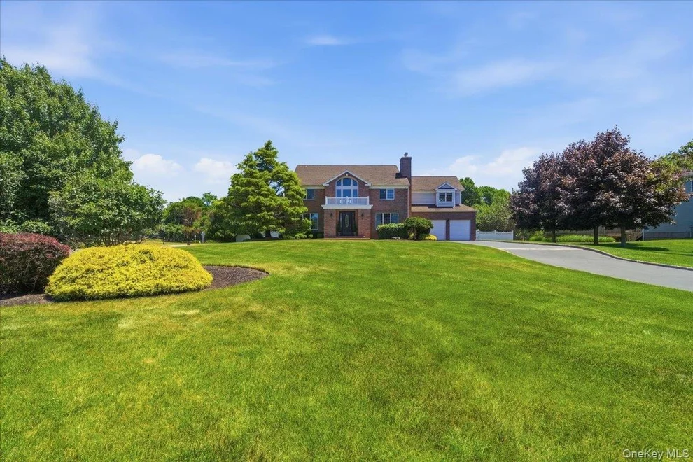 Unit for sale at 2 Mercedes Court, Brookhaven, NY 11772