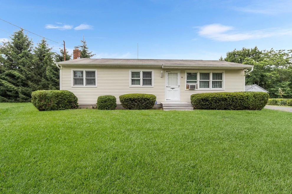 Unit for sale at 88 Old Country Road, Southampton, NY 11942