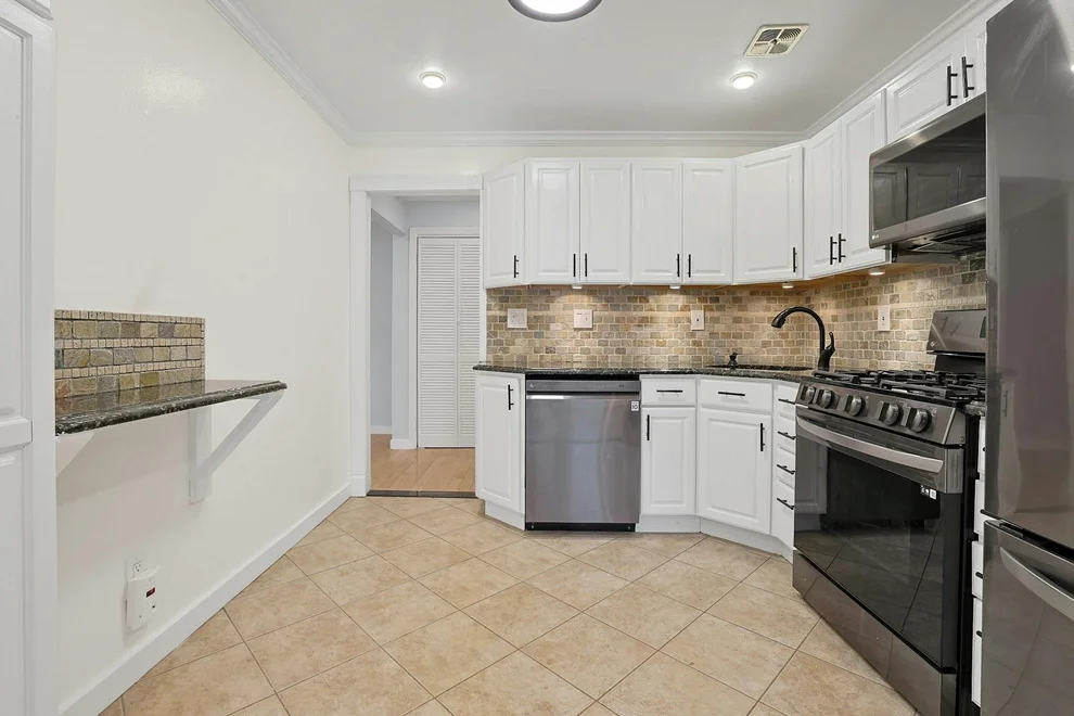 Unit for sale at 23 Country Club Lane, Haverstraw, NY 10970