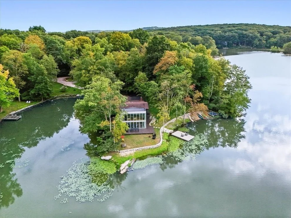Unit for sale at 8 Dutchess Cove, Pawling, NY 12531