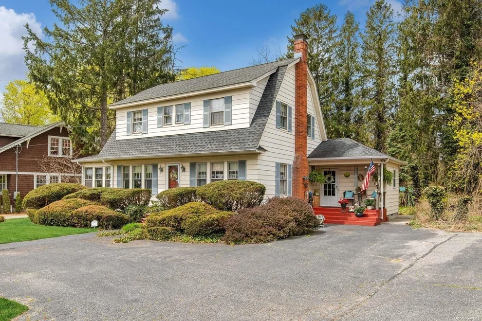Unit for sale at 27585 Main Road, Southold, NY 11935