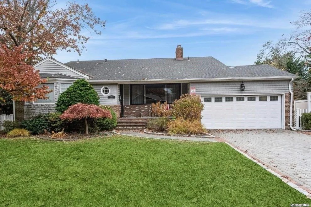 Unit for sale at 76 Buckminster Road, Hempstead, NY 11570