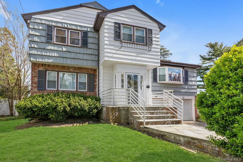Unit for sale at 2038 Ripley Lane, Hempstead, NY 11566