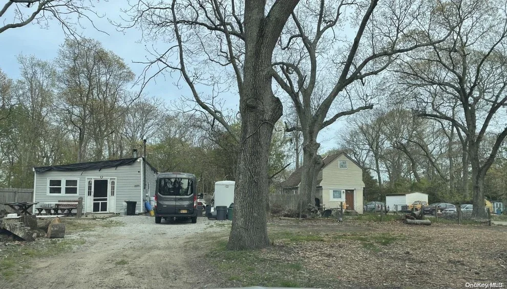 Unit for sale at 33 N Washington Avenue, Brookhaven, NY 11720