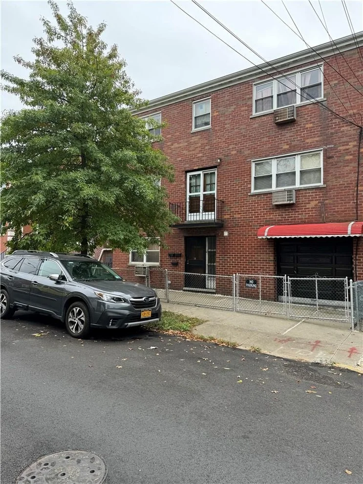 Unit for sale at 2834 E 196th Street, New York, NY 10461