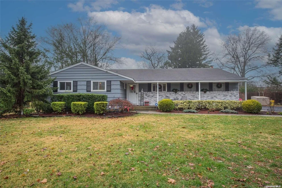 Unit for sale at 87 Derby Avenue, Huntington, NY 11740
