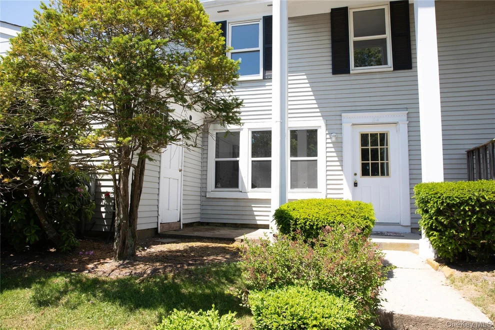 Unit for sale at 3 Valley Forge Court, Brookhaven, NY 11961