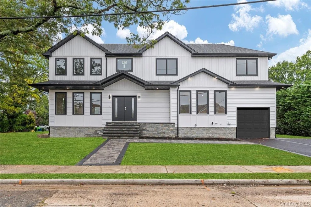 Unit for sale at 1028 E Broadway, Hempstead, NY 11598