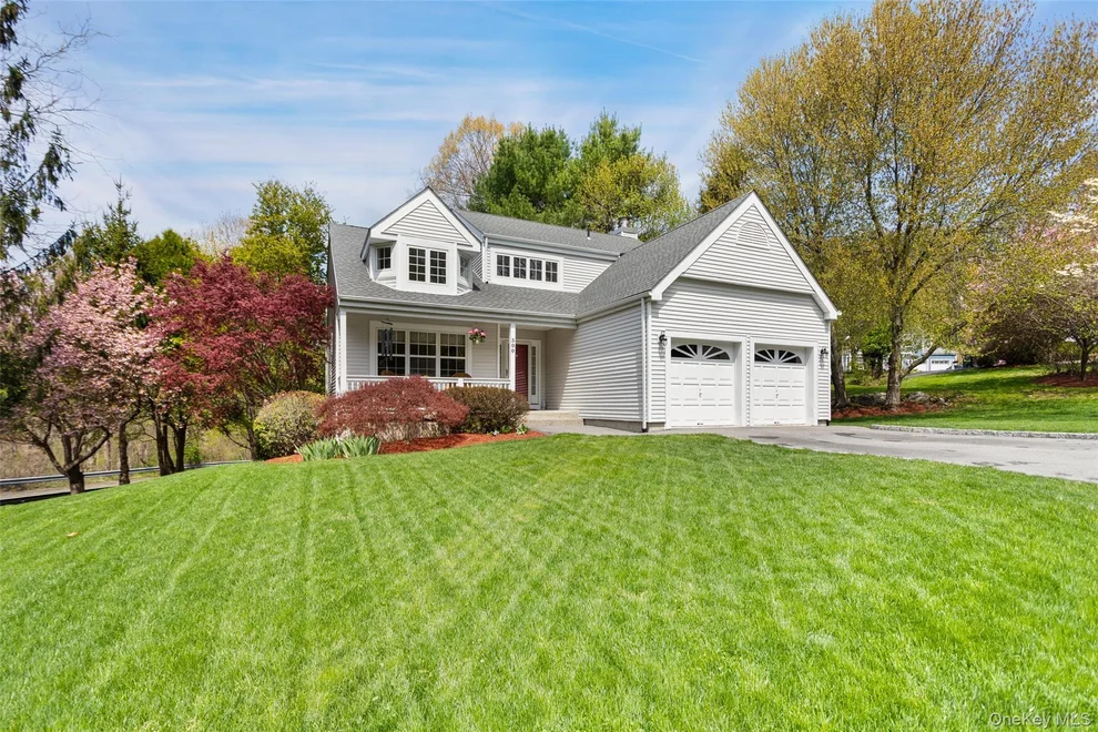Unit for sale at 300 Rockwood Court, Yorktown, NY 10598