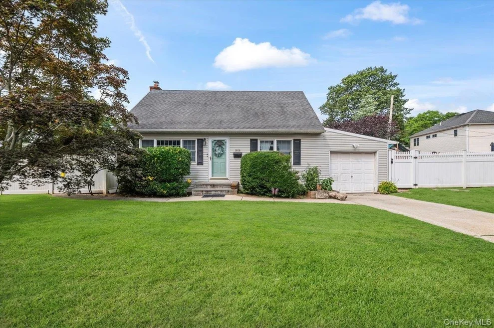 Unit for sale at 1808 Oakland Avenue, Hempstead, NY 11793