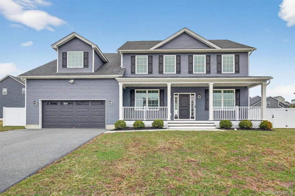 Unit for sale at 12 Kensington Lane, Poughkeepsie, NY 12603