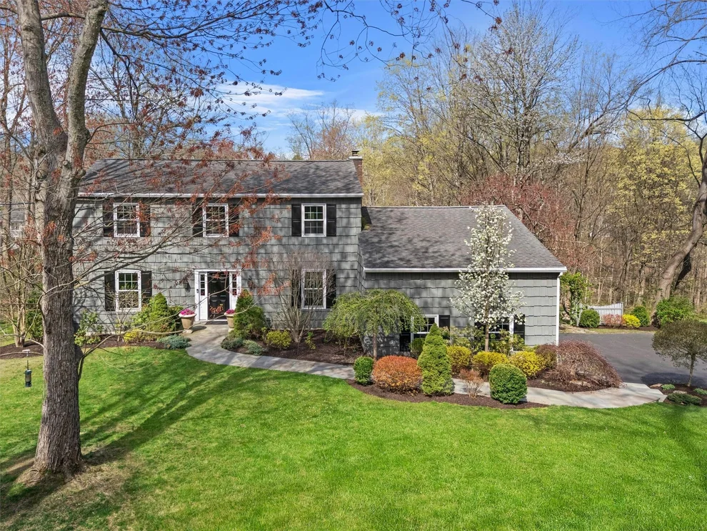 Unit for sale at 8 Richard Somers Road, Somers, NY 10527