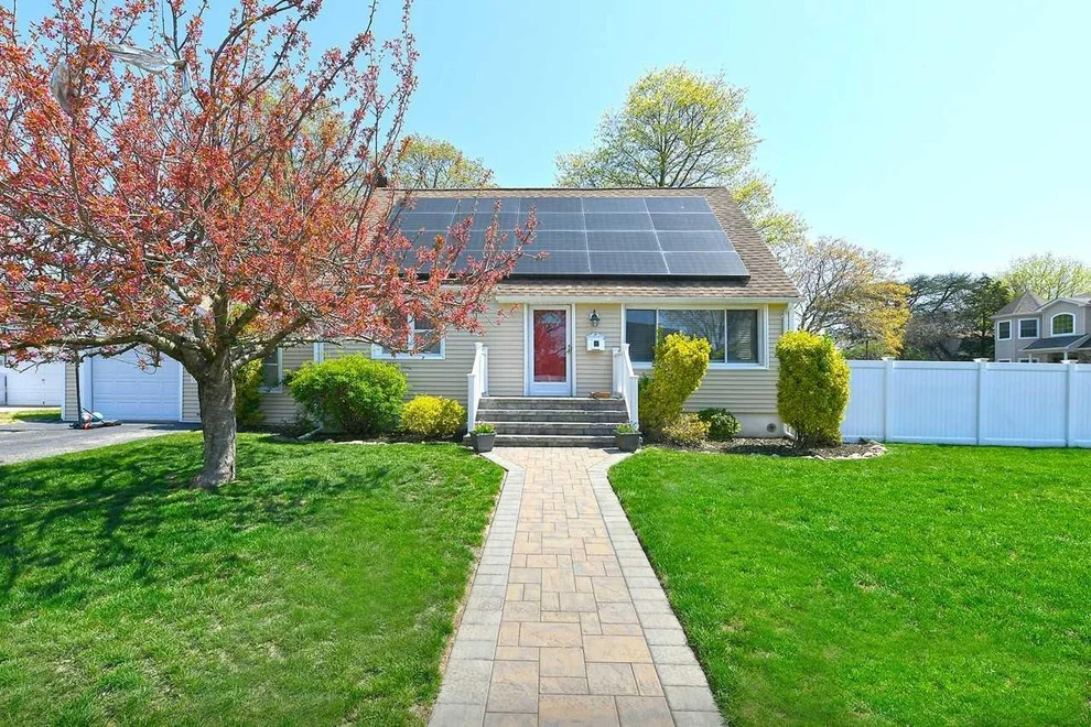 Unit for sale at 214 Maeder Avenue, Hempstead, NY 11566