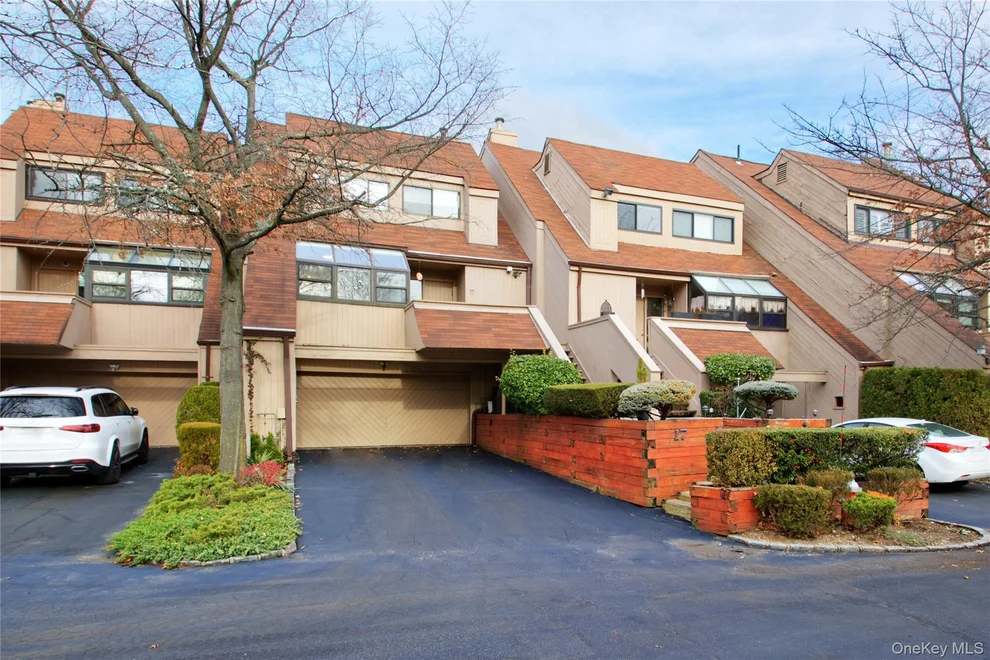 Unit for sale at 17 John Bean Court, North Hempstead, NY 11050