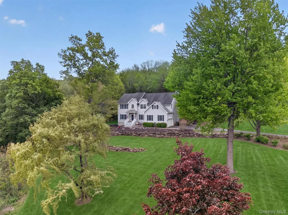 Unit for sale at 14 Sawyers Peak Drive, Goshen, NY 10924