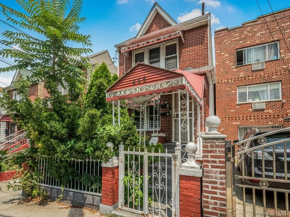 Unit for sale at 865 E 215th Street, New York, NY 10467